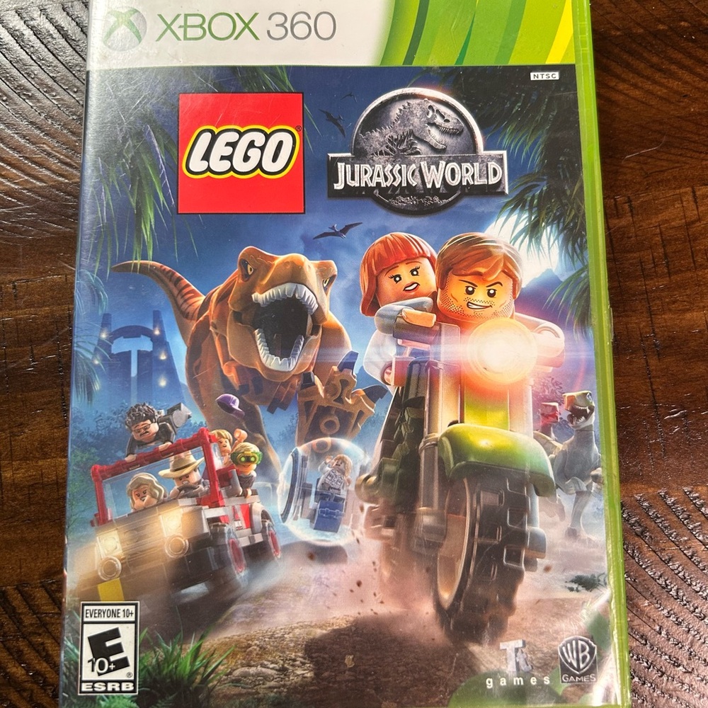 LEGO Jurassic World Xbox 360 - Green and Red‎